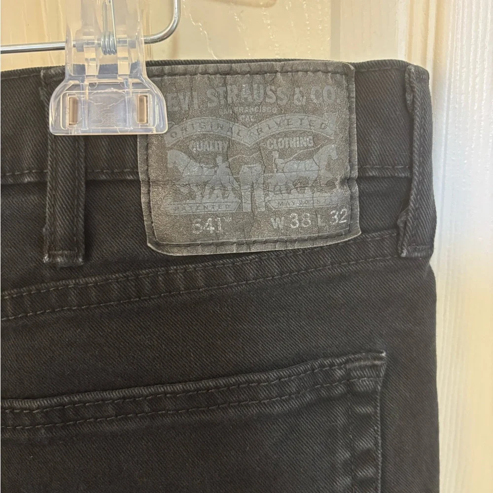 Levi’s 541 Athletic Fit Jeans Black 38x32 Straight Leg - Picture 3 of 3